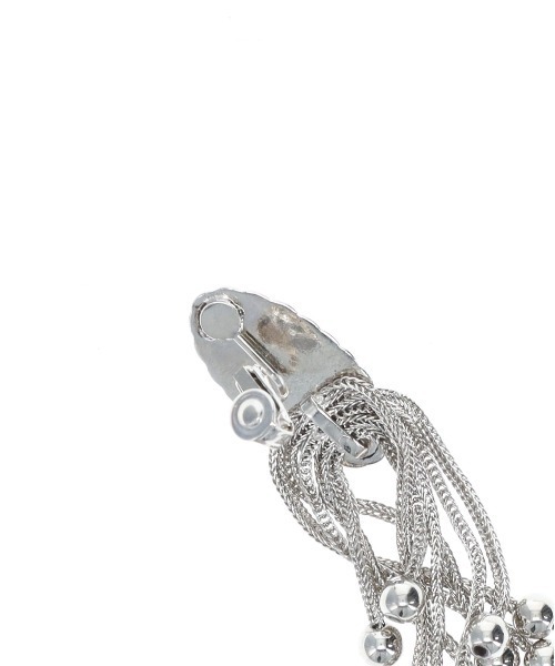 TOGA PULLA（トーガ　プルラ）の「TOGA PULLA メタルモチーフイヤリング（イヤリング・レディース・シルバー・FREE）」の5枚目の写真