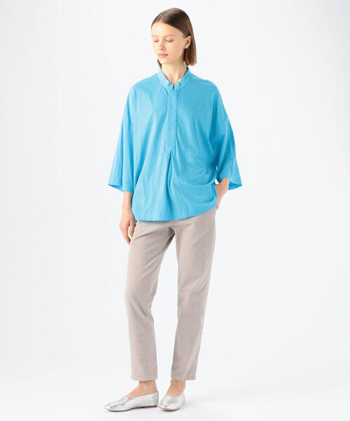 TOMORROWLAND （トゥモローランド）の「ハイコンパクトジャージー ワイドスリーブシャツ（シャツ/ブラウス・レディース・ライトブルー/ネイビー/キャメル・S）」の4枚目の写真