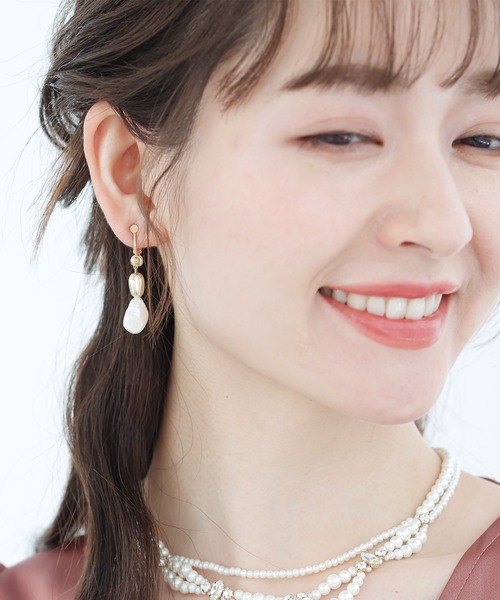 PourVous（プールヴー）の「パール ×ゴールドピアス(イヤリングコンバーター付き) 結婚式 同窓会 オケージョン お呼ばれ （ピアス（両耳用）・レディース・ゴールド・FREE）」の7枚目の写真