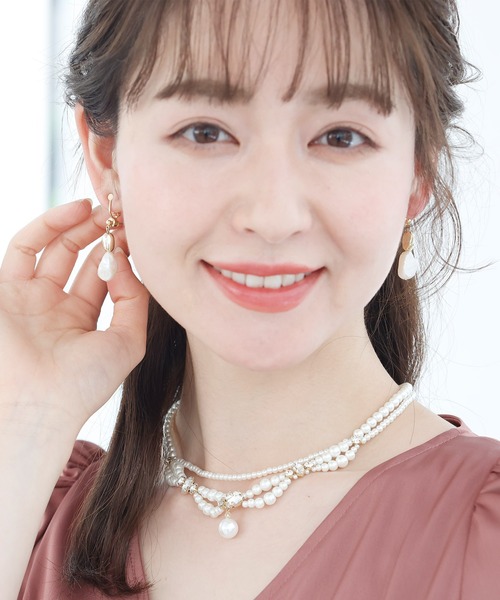 PourVous（プールヴー）の「パール ×ゴールドピアス(イヤリングコンバーター付き) 結婚式 同窓会 オケージョン お呼ばれ （ピアス（両耳用）・レディース・ゴールド・FREE）」の8枚目の写真