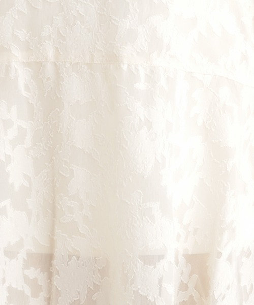 Andemiu（アンデミュウ）の「フラワージャガードブラウス958874（シャツ/ブラウス・レディース・ピンク/オフホワイト/ブラック・FREE）」の6枚目の写真