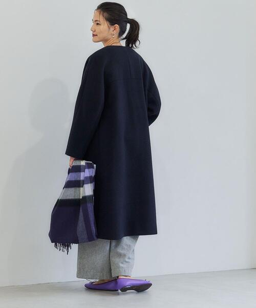 green label relaxing（グリーンレーベルリラクシング）の「EX FINE リッタイ スリーブ ノーラペル コート（ノーカラーコート・レディース・ネイビー/オフホワイト/ライム/モカ・40/38/42/36/34）」の6枚目の写真