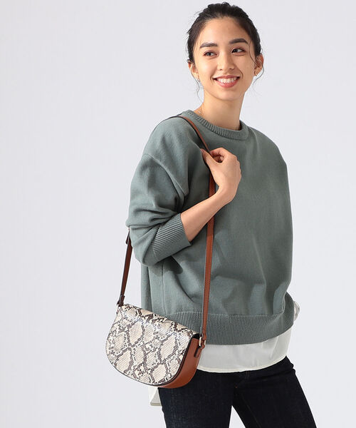 B:MING by BEAMS(ビーミングバイビームス)の「B:MING by BEAMS / バックスリット コンビ プルオーバー 21AW(ニット/セーター・レディース・ブラック系/ブラウン系/グリーン系/ネイビー系・ONE SIZE)」の15枚目の写真