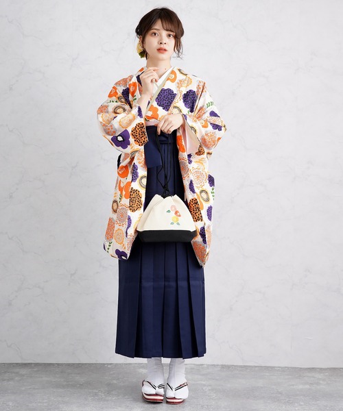 utatane（ウタタネ）の「袴セット 北欧ぽこぽこの花（着物）」 - WEAR 
