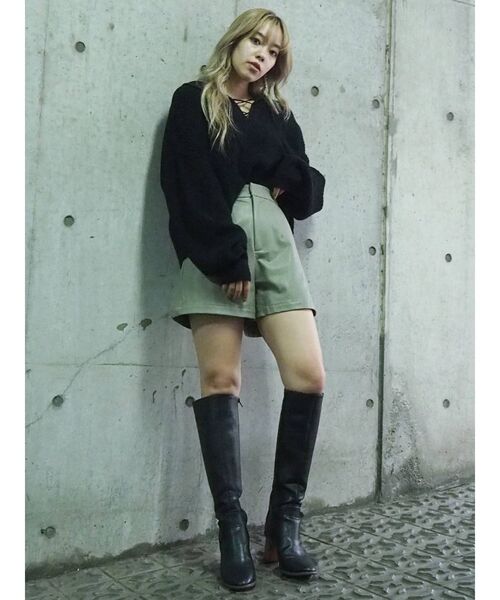 EVRIS（エヴリス）の「レースアップオープンカラーニット（ニット/セーター・レディース・ブラック/ベージュ/アイボリー・FREE）」の13枚目の写真