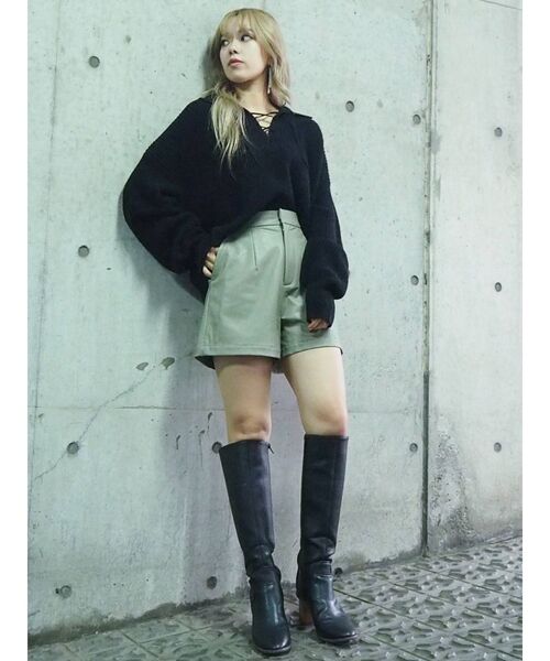 EVRIS（エヴリス）の「レースアップオープンカラーニット（ニット/セーター・レディース・ブラック/ベージュ/アイボリー・FREE）」の22枚目の写真