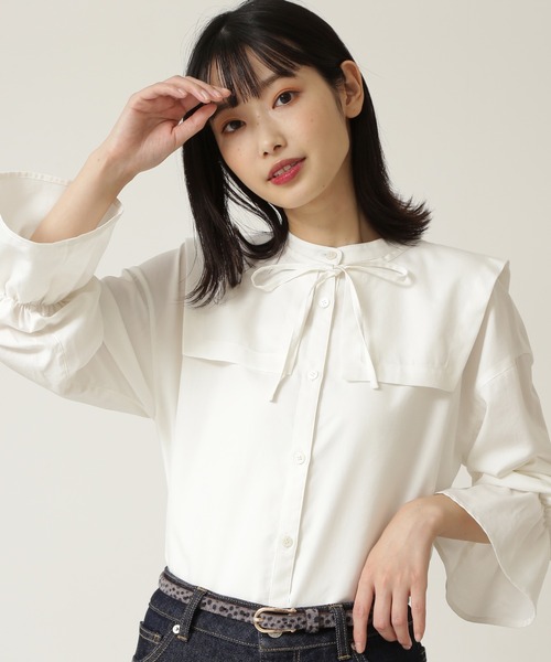 NATURAL BEAUTY BASIC（ナチュラルビューティーベーシック）の「スクエアカラーブラウス（シャツ/ブラウス・レディース・オフホワイト・MEDIUM/SMALL）」の3枚目の写真