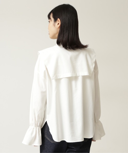 NATURAL BEAUTY BASIC（ナチュラルビューティーベーシック）の「スクエアカラーブラウス（シャツ/ブラウス・レディース・オフホワイト・MEDIUM/SMALL）」の6枚目の写真