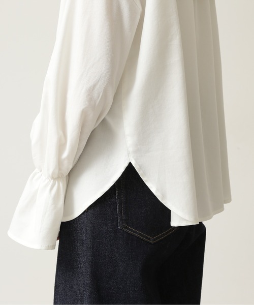 NATURAL BEAUTY BASIC（ナチュラルビューティーベーシック）の「スクエアカラーブラウス（シャツ/ブラウス・レディース・オフホワイト・MEDIUM/SMALL）」の10枚目の写真