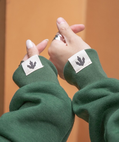 PairPair（ペアペア）の「アニマルピスネーム付きプルオーバー(ユニセックス)（スウェット・レディース・ネイビー/グリーン/オートミール・FREE）」の2枚目の写真