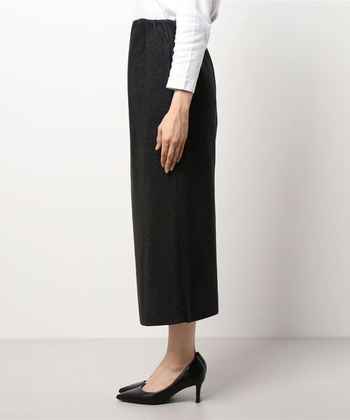 DouDou（ドゥドゥ）の「圧縮天竺スリットタイトスカート（スカート・レディース・チャコールグレー/ベージュ・FREE）」の4枚目の写真