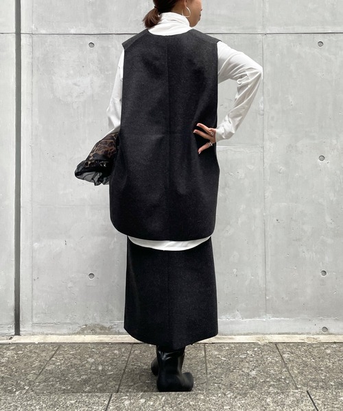 DouDou（ドゥドゥ）の「圧縮天竺スリットタイトスカート（スカート・レディース・チャコールグレー/ベージュ・FREE）」の15枚目の写真