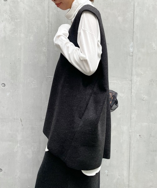 DouDou（ドゥドゥ）の「圧縮天竺スリットタイトスカート（スカート・レディース・チャコールグレー/ベージュ・FREE）」の20枚目の写真