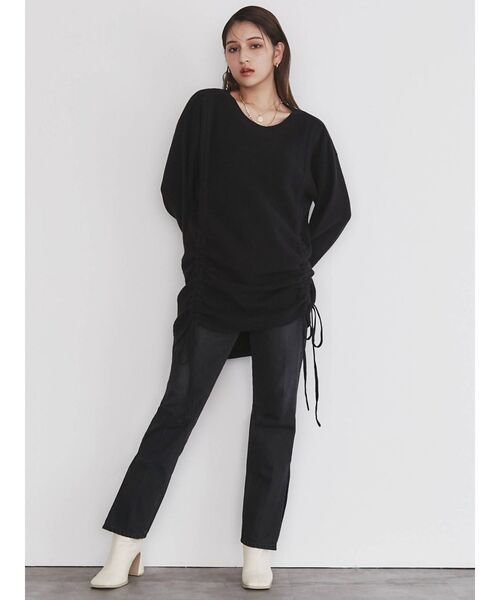 CALNAMUR（カルナムール）の「センタープレススリットブラックデニム（デニムパンツ・レディース・ブラック・SMALL/MEDIUM）」の11枚目の写真