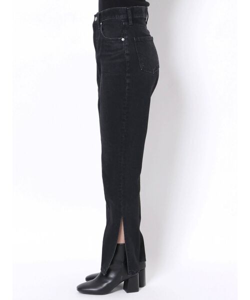 CALNAMUR（カルナムール）の「センタープレススリットブラックデニム（デニムパンツ・レディース・ブラック・SMALL/MEDIUM）」の3枚目の写真