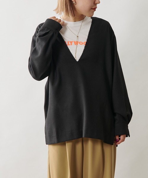 Omekashi（オメカシ）の「ベナレス BOLLYWOODロングTシャツ（Tシャツ/カットソー・レディース・オフホワイト/アイボリー/ホワイト・FREE）」の2枚目の写真