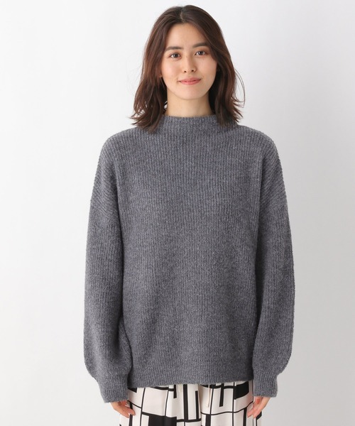 LEPSIM（レプシィム）の「5ゲージ畦袖ボリュームプルオーバー　219652（ニット/セーター・レディース・イエロー/ブルー/モカ/チャコールグレー・FREE）」の9枚目の写真