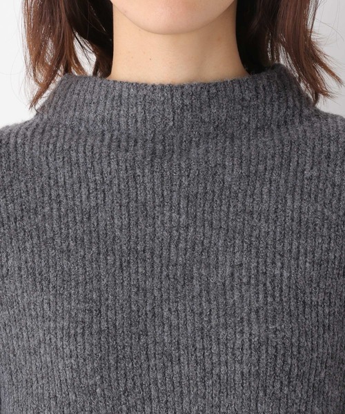 LEPSIM（レプシィム）の「5ゲージ畦袖ボリュームプルオーバー　219652（ニット/セーター・レディース・イエロー/ブルー/モカ/チャコールグレー・FREE）」の12枚目の写真