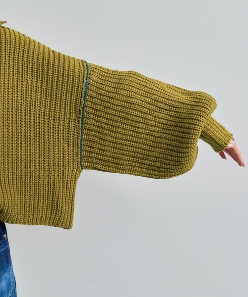 cepo（セポ）の「ボリュームスリーブ ハイネックショートニット（ニット/セーター・レディース・ブラウン/グリーン/オフホワイト・M）」の15枚目の写真