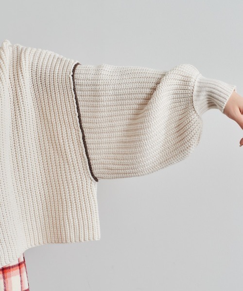 cepo（セポ）の「ボリュームスリーブ ハイネックショートニット（ニット/セーター・レディース・ブラウン/グリーン/オフホワイト・M）」の10枚目の写真