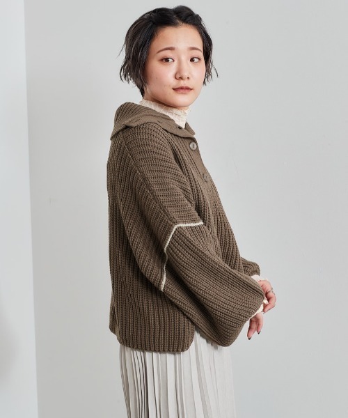 cepo（セポ）の「ボリュームスリーブ ハイネックショートニット（ニット/セーター・レディース・ブラウン/グリーン/オフホワイト・M）」の16枚目の写真