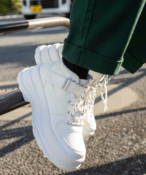 WEGO（ウィゴー）の「WEGO/ベルト付キハイカットスニーカー（スニーカー・レディース・ブラック/ホワイト・MEDIUM/LARGE）」の10枚目の写真