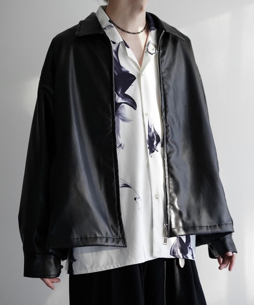 NILWAY（ニルウェイ）の「Dバックルワイドスリーブシンセティックレザージップジャケット（ブルゾン・メンズ・ブラック・SMALL/MEDIUM/LARGE）」の5枚目の写真