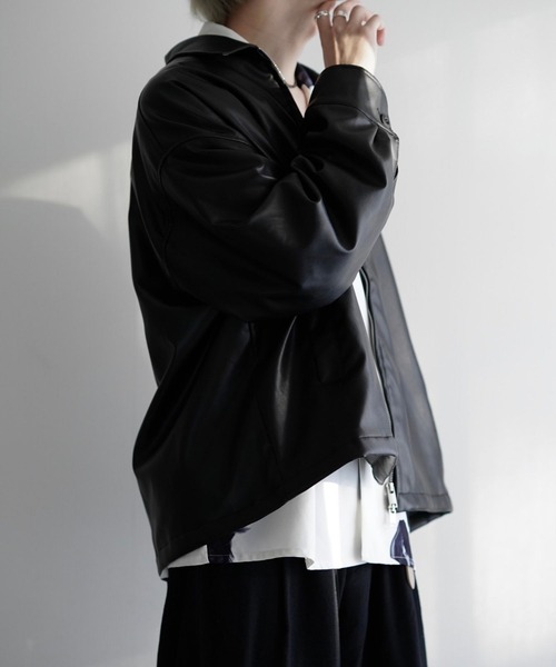 NILWAY（ニルウェイ）の「Dバックルワイドスリーブシンセティックレザージップジャケット（ブルゾン・メンズ・ブラック・SMALL/MEDIUM/LARGE）」の20枚目の写真