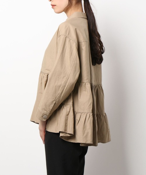 BEARDSLEY（ビアズリー）の「綿麻ティアードシャツ（シャツ/ブラウス・レディース・カーキ/ベージュ・FREE）」の4枚目の写真