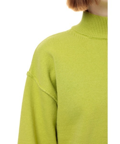 SLY（スライ）の「ROLL UP S/L SHORT TOPS ロールアップスリーブ ショート トップス（ニット/セーター・レディース・ホワイト/ブラック/ベージュ/グリーン・FREE）」の22枚目の写真
