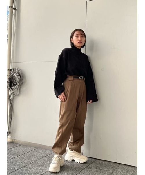 SLY（スライ）の「ROLL UP S/L SHORT TOPS ロールアップスリーブ ショート トップス（ニット/セーター・レディース・ホワイト/ブラック/ベージュ/グリーン・FREE）」の13枚目の写真