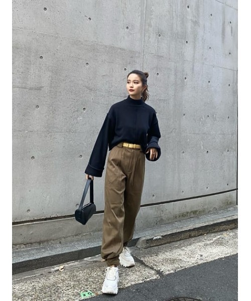 SLY（スライ）の「ROLL UP S/L SHORT TOPS ロールアップスリーブ ショート トップス（ニット/セーター・レディース・ホワイト/ブラック/ベージュ/グリーン・FREE）」の11枚目の写真