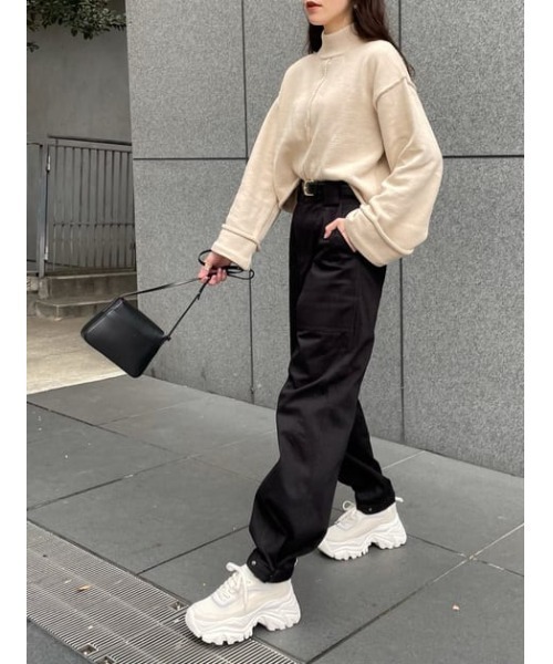 SLY（スライ）の「ROLL UP S/L SHORT TOPS ロールアップスリーブ ショート トップス（ニット/セーター・レディース・ホワイト/ブラック/ベージュ/グリーン・FREE）」の10枚目の写真