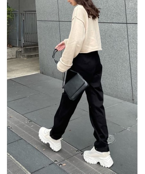 SLY（スライ）の「ROLL UP S/L SHORT TOPS ロールアップスリーブ ショート トップス（ニット/セーター・レディース・ホワイト/ブラック/ベージュ/グリーン・FREE）」の9枚目の写真