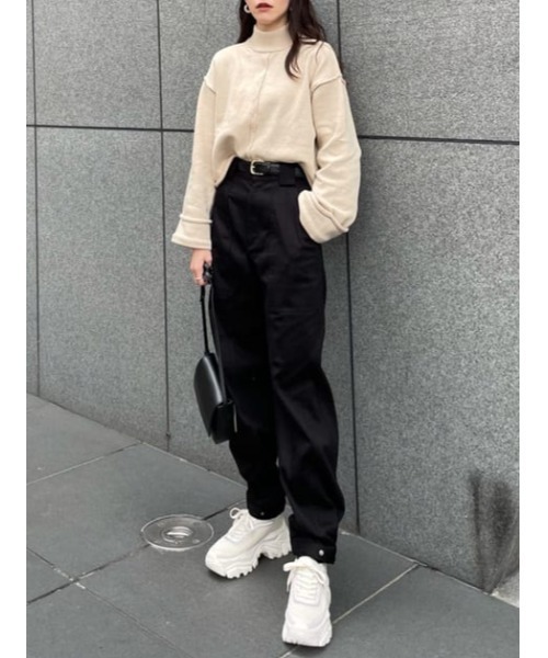 SLY（スライ）の「ROLL UP S/L SHORT TOPS ロールアップスリーブ ショート トップス（ニット/セーター・レディース・ホワイト/ブラック/ベージュ/グリーン・FREE）」の8枚目の写真