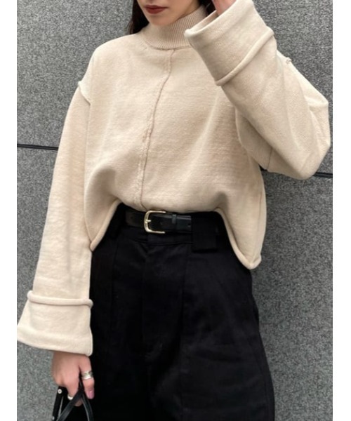 SLY（スライ）の「ROLL UP S/L SHORT TOPS ロールアップスリーブ ショート トップス（ニット/セーター・レディース・ホワイト/ブラック/ベージュ/グリーン・FREE）」の6枚目の写真