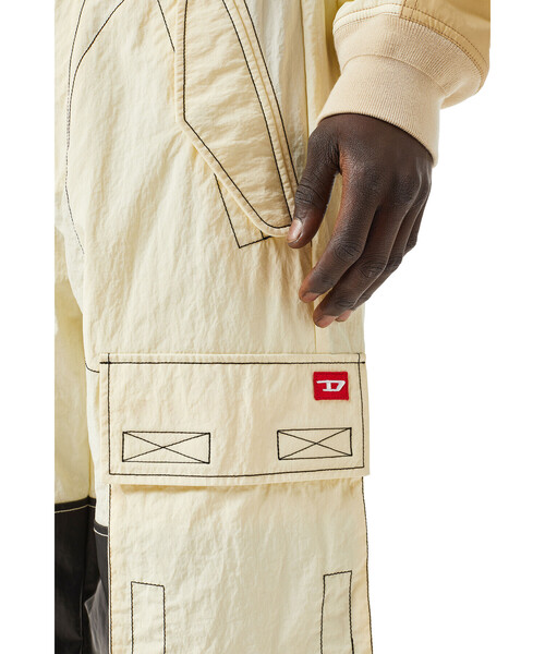 DIESEL（ディーゼル）の「メンズ パンツ カーゴパンツ（カーゴパンツ・メンズ・ブラック/ホワイト・30inch/32inch/28inch/34inch）」の8枚目の写真