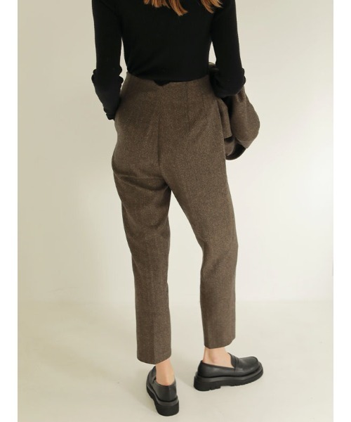 ACYM（アシーム）の「Herringbone check パンツ（その他パンツ・レディース・ベージュ/ブラウン・SMALL/MEDIUM）」の7枚目の写真