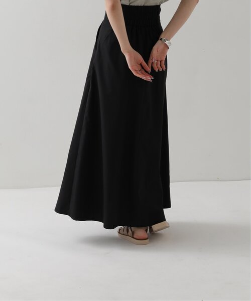 RAY CASSIN（レイカズン）の「ウエストタックロングフレアスカート（スカート・レディース・ブラック/オフホワイト/ベージュ・FREE）」の5枚目の写真