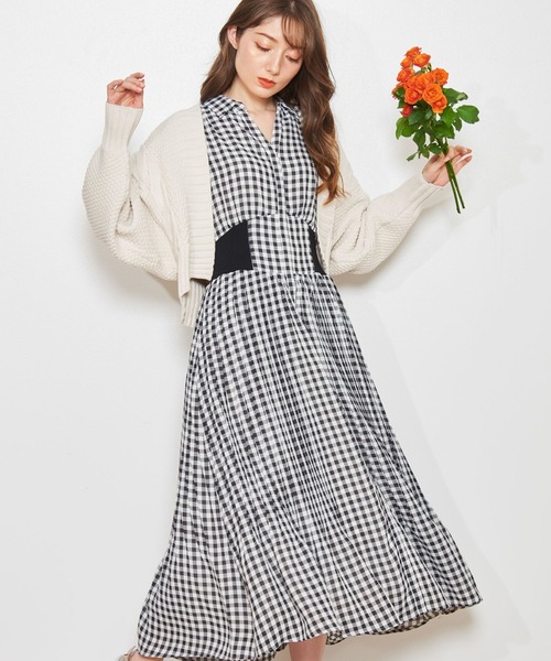 Noela（ノエラ）の「ウエストリブプリーツシャツワンピ