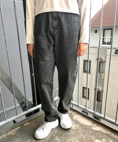 INGNI（イング）の「デニムマム／パンツ（デニムパンツ・レディース・グリーン/ブラック/ケミカルウォッシュ/アイボリー/インディゴブルー/グレー/ブルー系その他・FREE）」の4枚目の写真