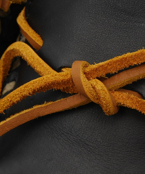 Minnetonka（ミネトンカ）の「 MINNETONKA / キャンプモカシン（モカシン/デッキシューズ・メンズ・ライトブラウン/ブラック・8.5inch/8inch/9inch/7.5inch/9.5inch）」の5枚目の写真