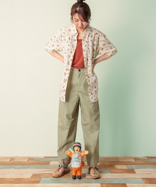 チチカカ（チチカカ）の「【ユニセックス】総柄プリントシャツ（シャツ/ブラウス・メンズ・その他1/その他2・MEDIUM/LARGE）」の3枚目の写真