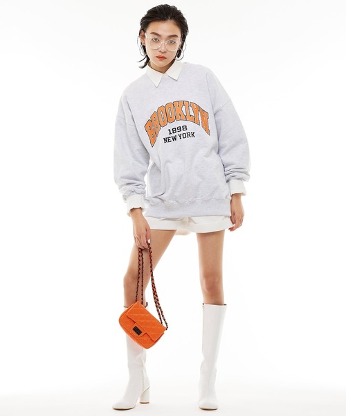 新品 Narcissus オーバースウェット Narcissus（ナルシス）の「【Narcissus】オーバーロゴスウェット