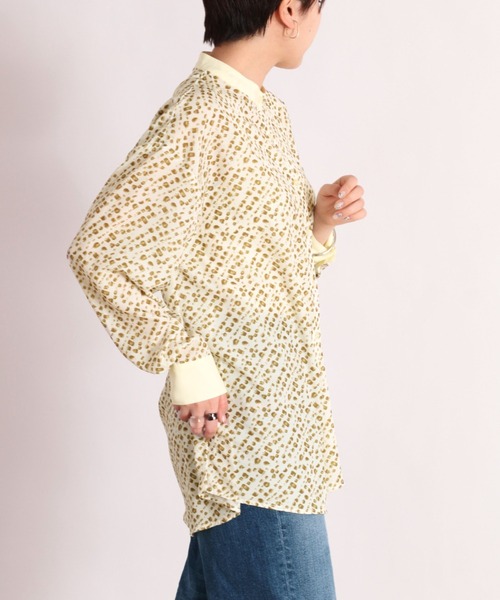cepo(セポ)の「花柄バンドカラークレリックシャツ(シャツ/ブラウス・レディース・ネイビー系/グレー系/ホワイト系・M)」の5枚目の写真