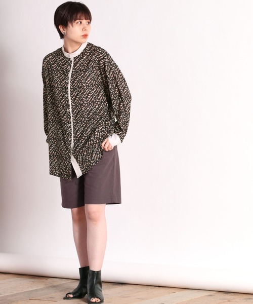 cepo(セポ)の「花柄バンドカラークレリックシャツ(シャツ/ブラウス・レディース・ネイビー系/グレー系/ホワイト系・M)」の19枚目の写真