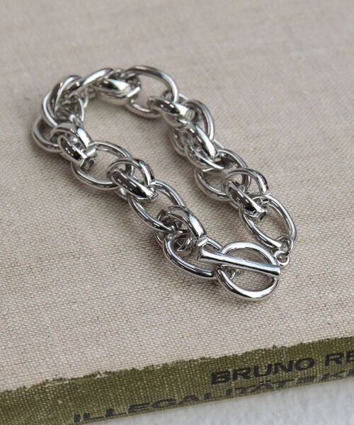 fredy emue（フレディエミュ）の「中太チェーンマンテルブレスレット（ブレスレット・レディース・シルバー/ゴールド・FREE）」の4枚目の写真