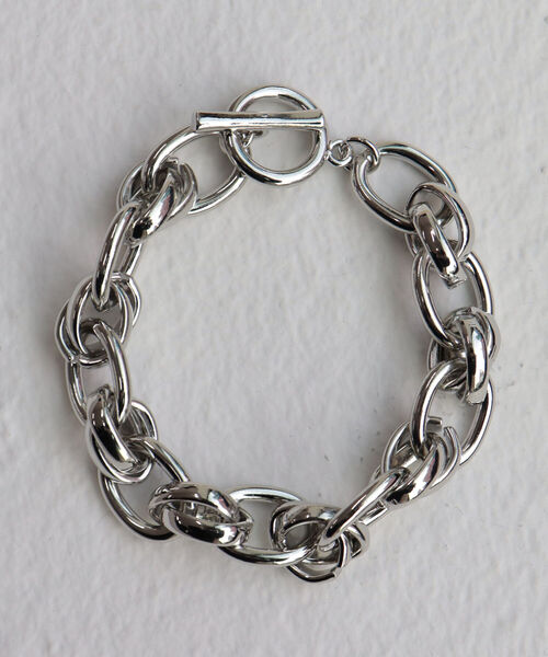 fredy emue（フレディエミュ）の「中太チェーンマンテルブレスレット（ブレスレット・レディース・シルバー/ゴールド・FREE）」の5枚目の写真