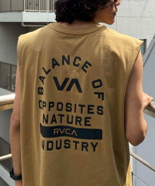 RVCA（ルーカ）の「RVCA/ルーカ ルーズシルエット ノースリーブTシャツ/バックプリント タンクトップ BC041-363（タンクトップ・メンズ・ブラウン/ブラック/ホワイト・L/M/S）」の12枚目の写真