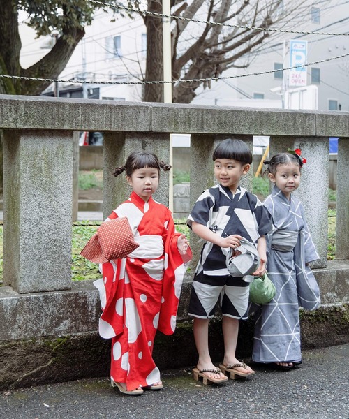 LOWRYS FARM（ローリーズファーム）の「浴衣セット　280847（浴衣・キッズ・ブラック/グレー/レッド・110cm/130cm/150cm）」の4枚目の写真